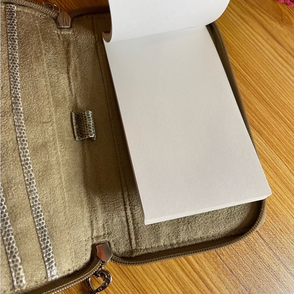 Guess wallet with Guess notepad - Picture 5 of 14